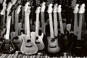 FotoTAPETA na flizelinie MS-5-0303 GUITARS COLLECTION