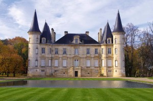 Fototapeta na Flizelinie MS-5-1086 Chateau Pichon Baron, Francja 375 x 250 cm