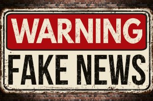 Fototapeta na flizelinie MS-5-2056 Znak - Fake news 375 x 250 cm